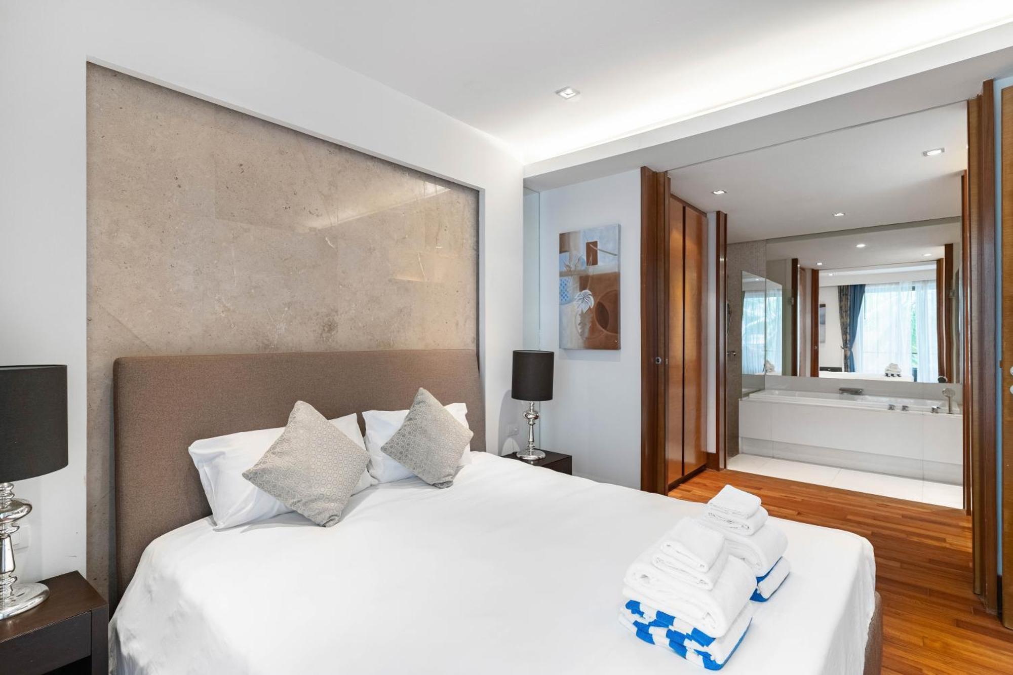 Beachfront luxury 2 bdr apartment by InDreams, Naithon Beach  Екстер'єр фото
